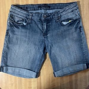 Vigoss  Studio Bermuda Size 28 Shorts for Juniors